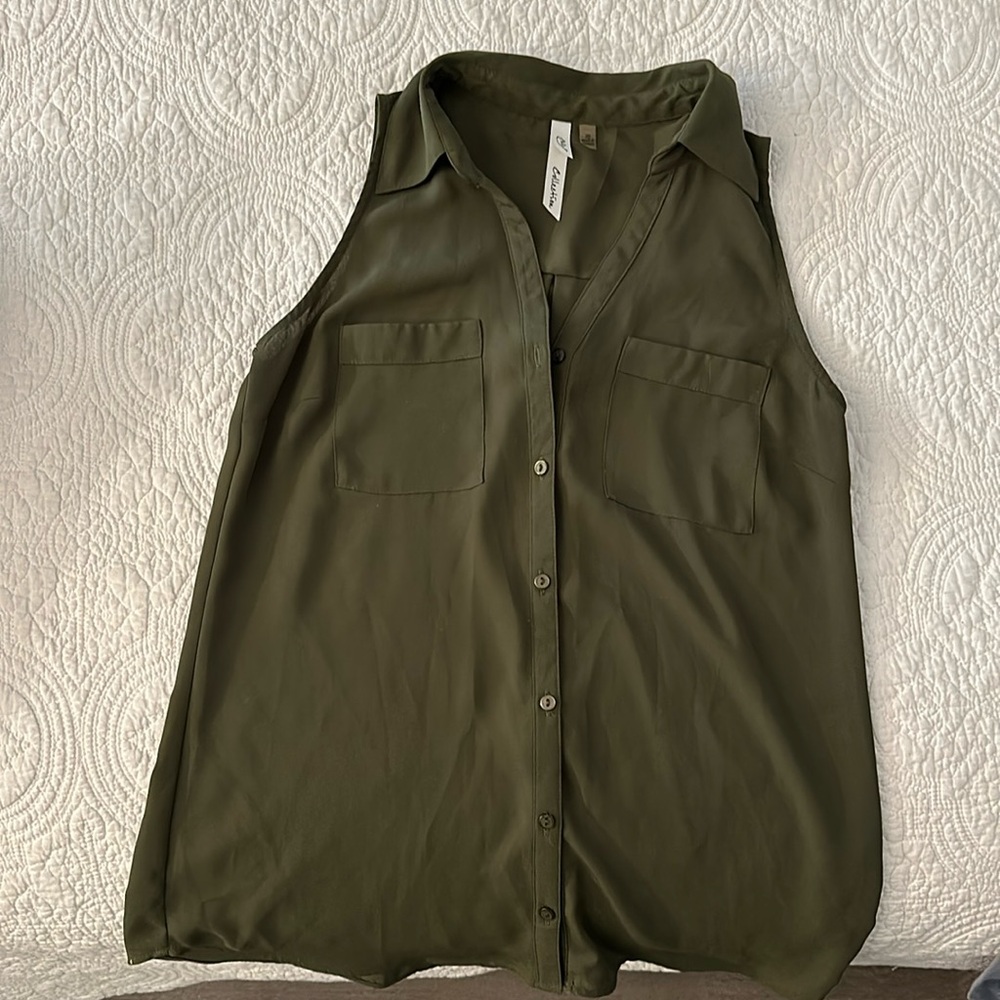 Hunter green dress shirt